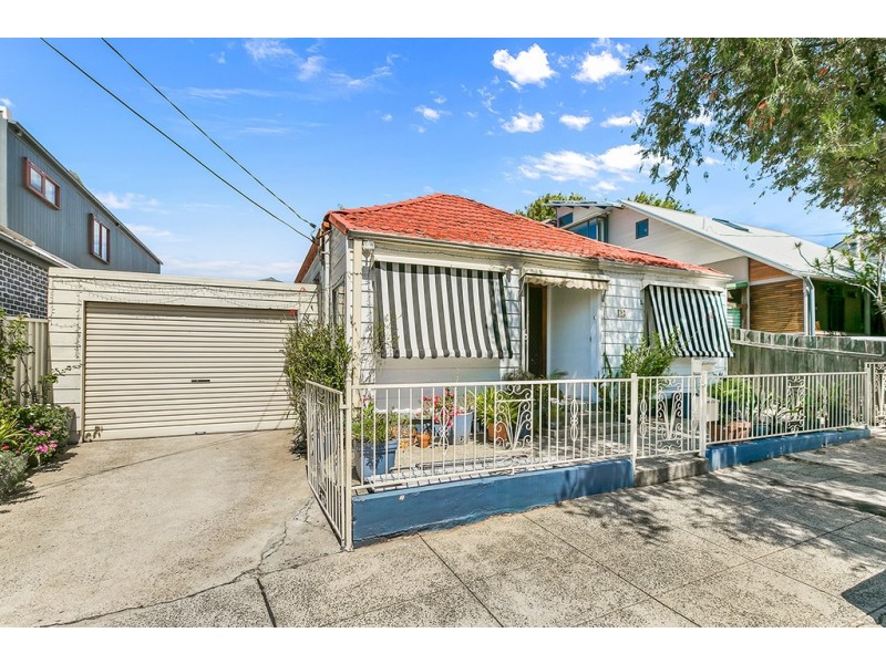 26 Florence Street, St Peters NSW 2044