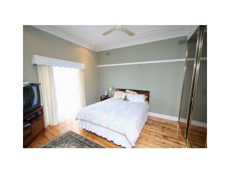 2 Tabrett Street, Banksia NSW 2216