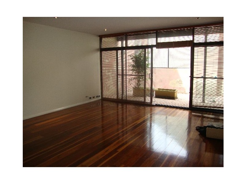 18/32  Gibbens Street, Camperdown NSW 2050