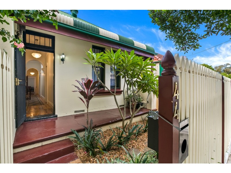 44 Holmesdale Street, Marrickville NSW 2204