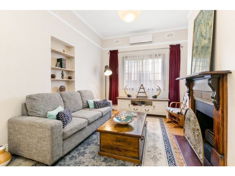 44 Holmesdale Street, Marrickville NSW 2204