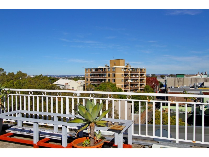 168 King Street, Newtown NSW 2042