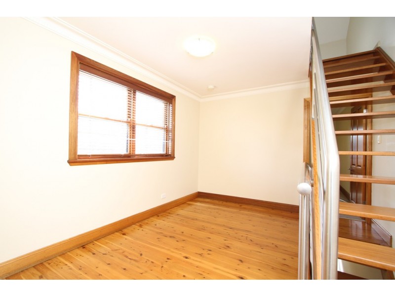 30 Augustus Street, Enmore NSW 2042