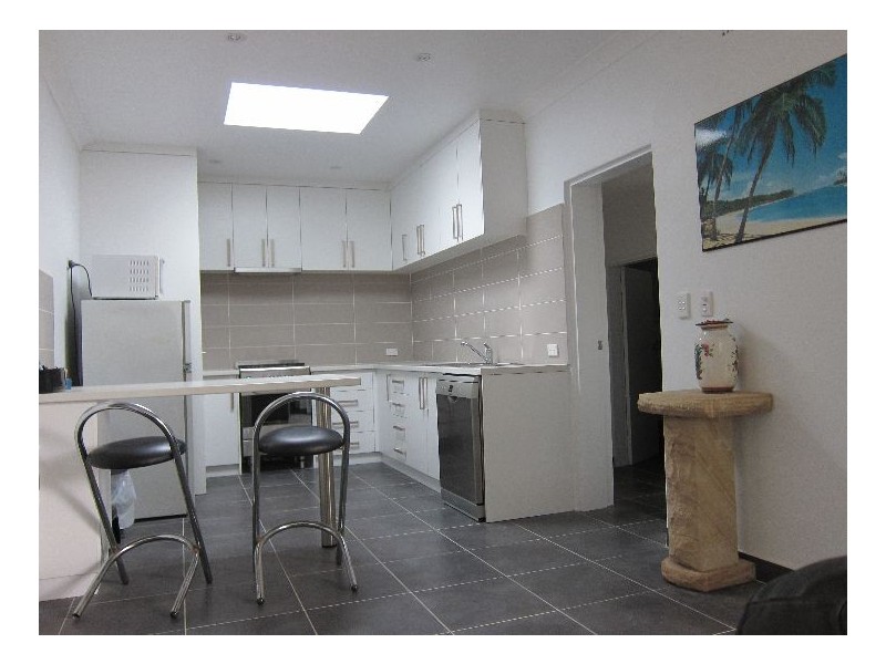 1 Holmesdale, Marrickville NSW 2204