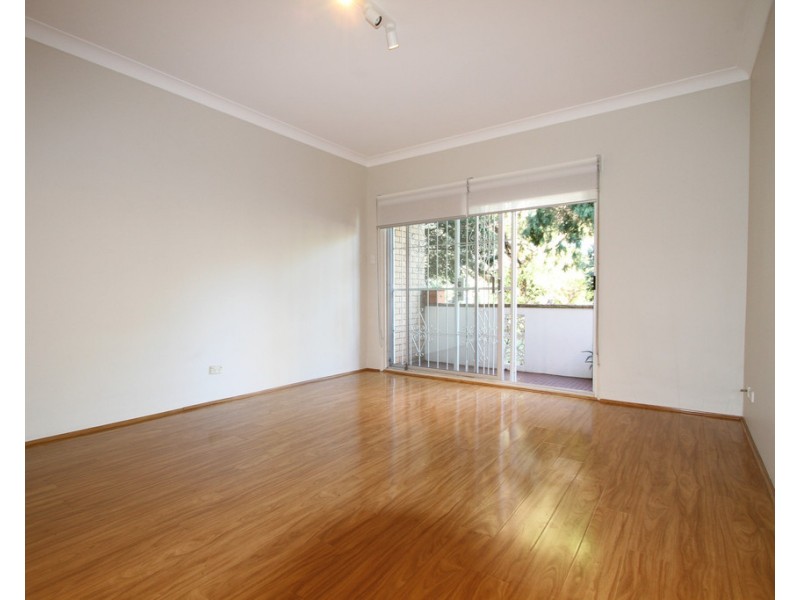 2/14 Chandos Street, Ashfield NSW 2131