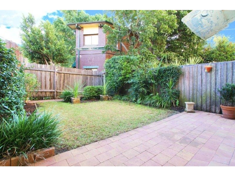 14 Cambridge Street, Enmore NSW 2042