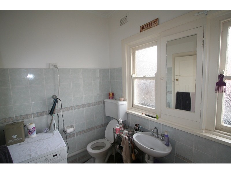 1/100A Sydenham Road, Marrickville NSW 2204