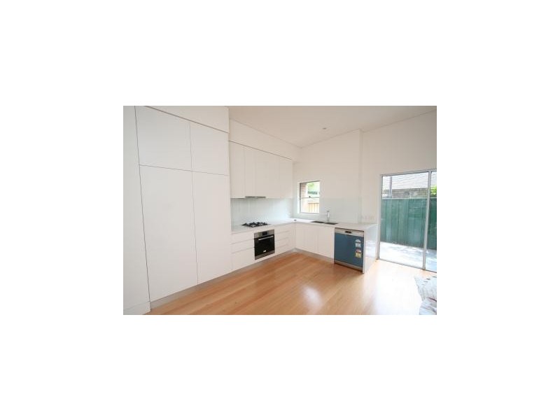 32 Douglas Street, Redfern NSW 2016