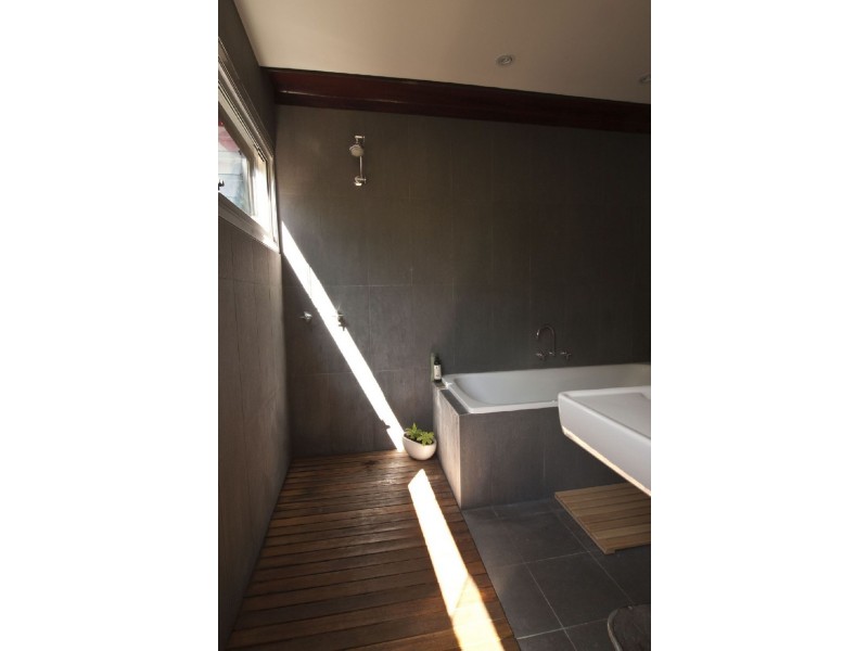 132 Salisbury Road, Camperdown NSW 2050