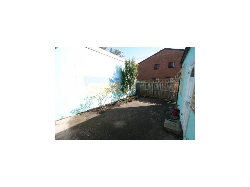 14 Longdown Street, Newtown NSW 2042