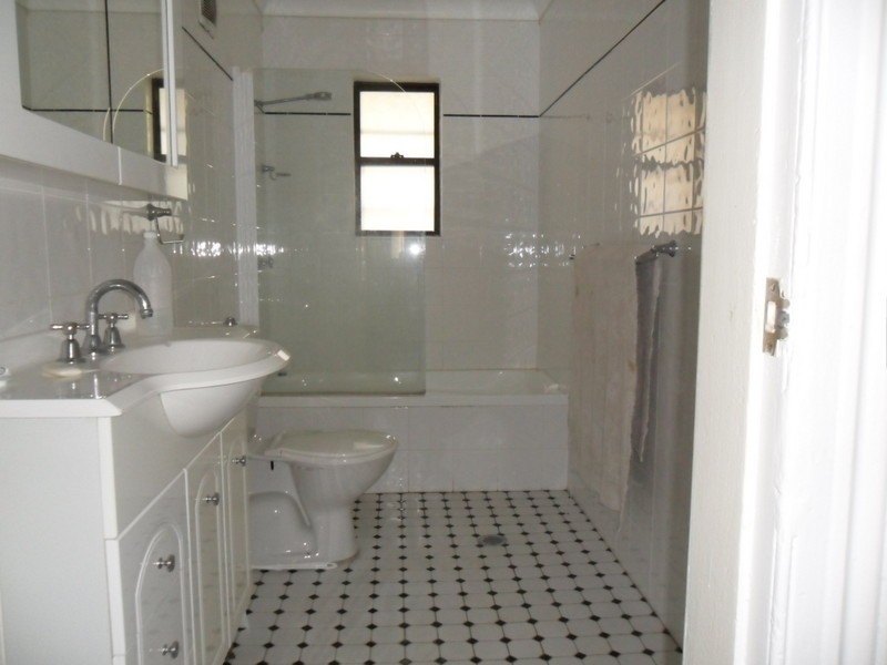 124 Juliett Steet, Marrickville NSW 2204