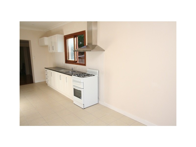 2 Whitehorse Street, Newtown NSW 2042