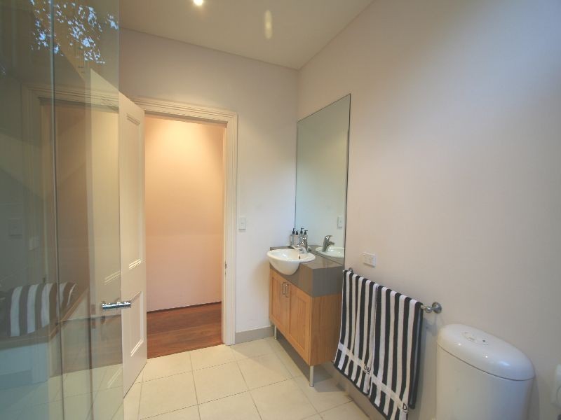 31 College Street, Newtown NSW 2042