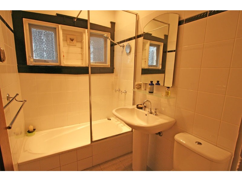 106 Warren Road, Marrickville NSW 2204