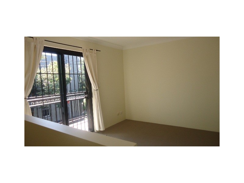 4/7A Ivy Street, Darlington NSW 2008