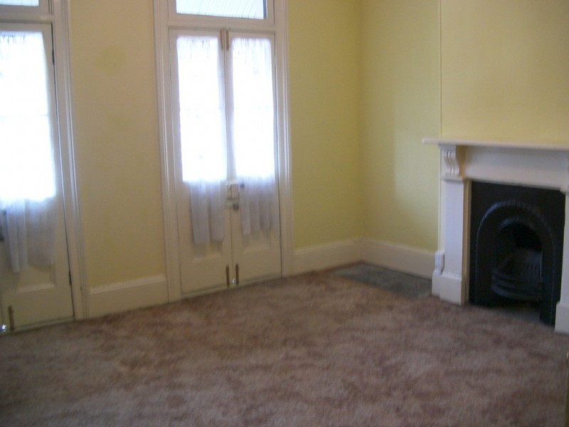 6 THOMAS, Darlington NSW 2008