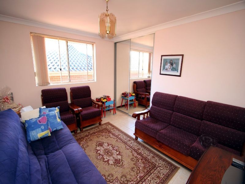 8 Waratah Street, Croydon Park NSW 2133