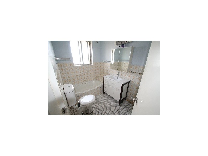 11/12-16 Schwebel Street, Marrickville NSW 2204