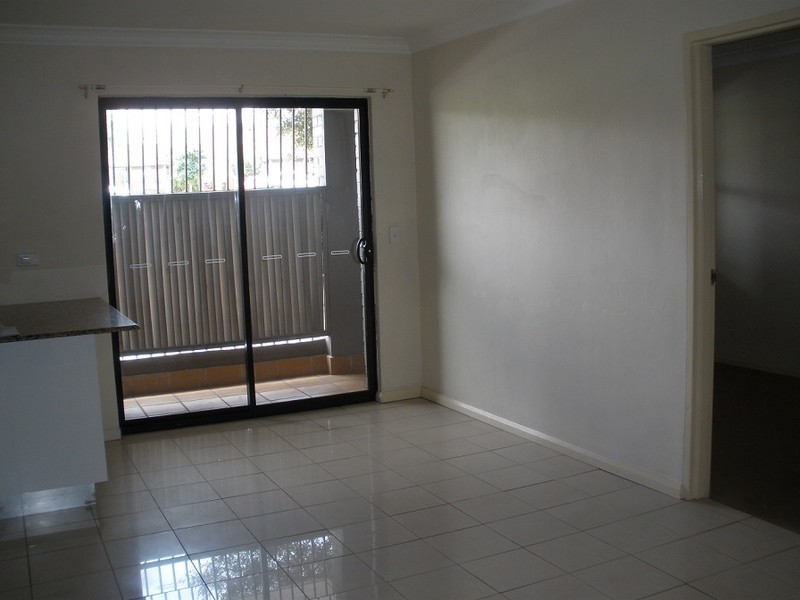 2/220 Henderson Road, Erskineville NSW 2043