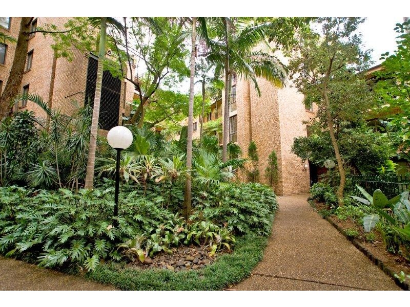 69/5-13 HUTCHINSON STREET, Surry Hills NSW 2010