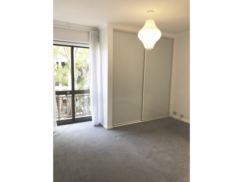 69/5-13 HUTCHINSON STREET, Surry Hills NSW 2010