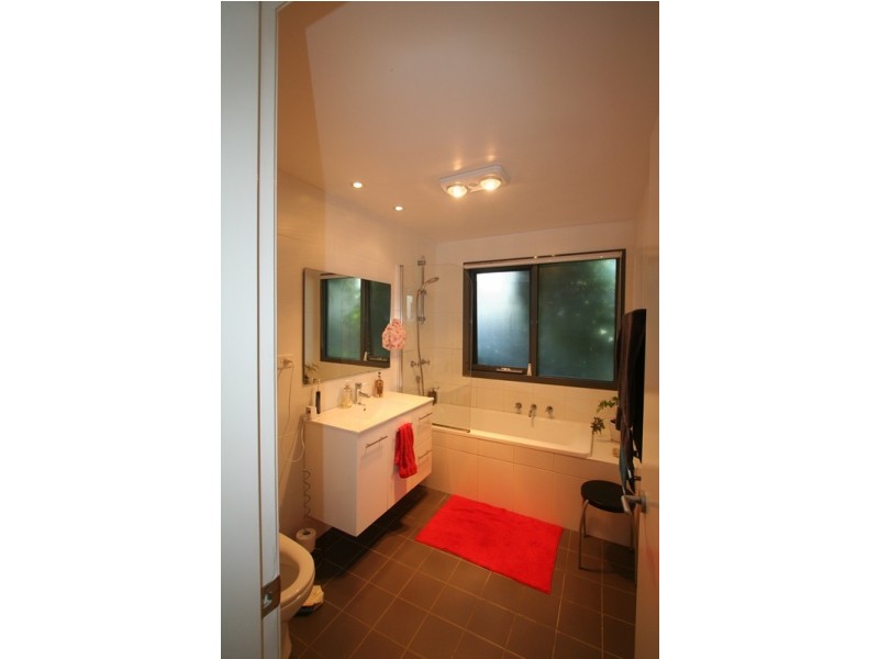 80 Grove Street, St Peters NSW 2044