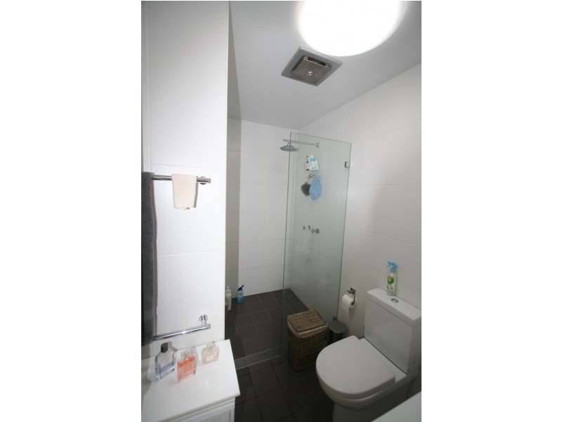 80 Grove Street, St Peters NSW 2044