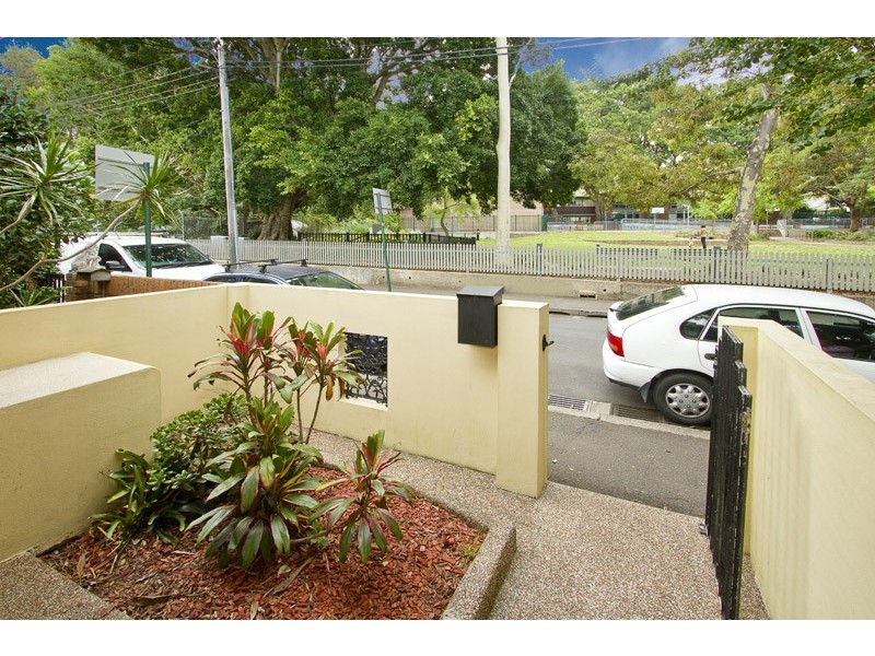 64  Angel Street, Newtown NSW 2042