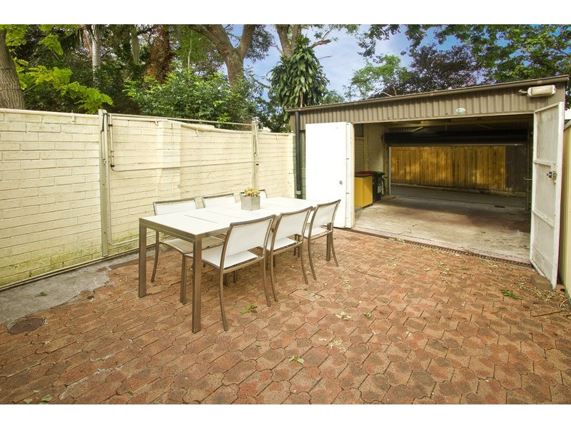 64  Angel Street, Newtown NSW 2042