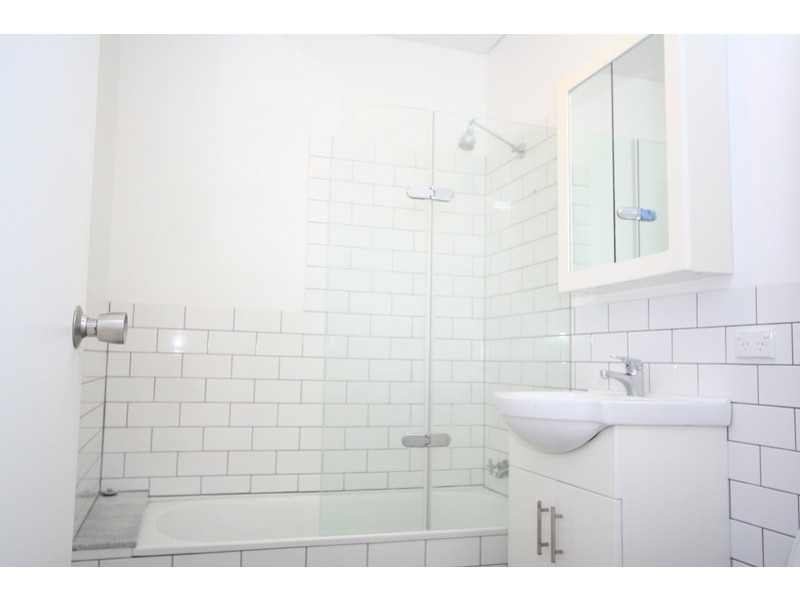 8/26-28 Brown Street, Newtown NSW 2042