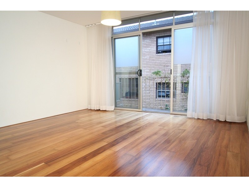 8/26-28 Brown Street, Newtown NSW 2042