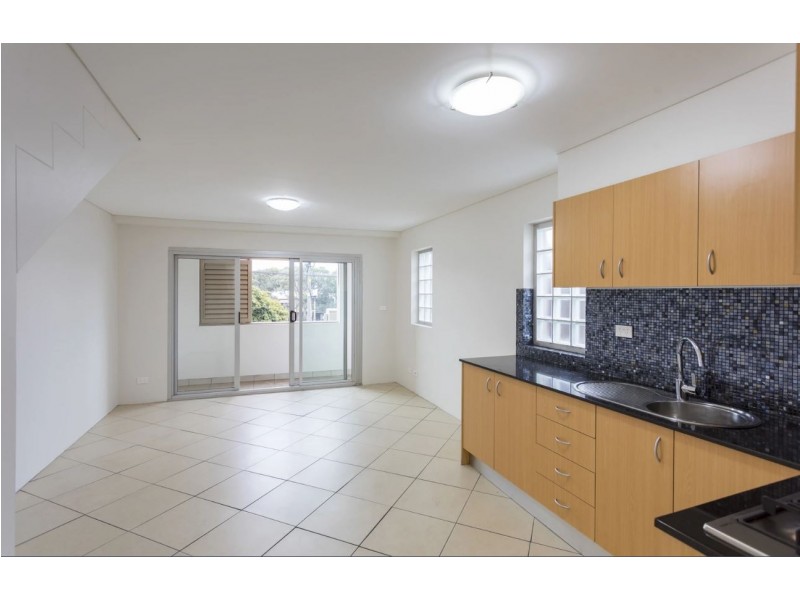 8-10 Enmore Road, Newtown NSW 2042