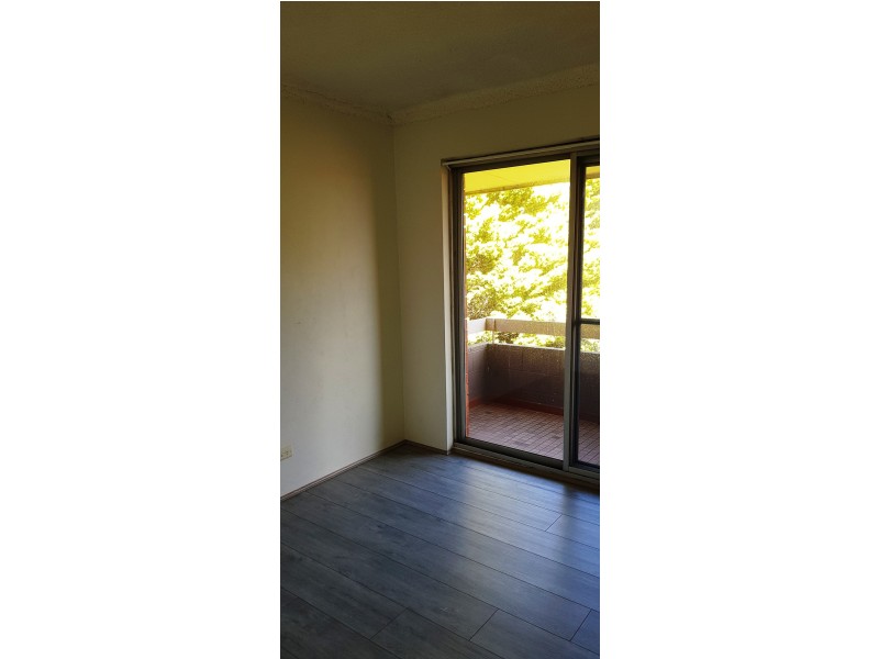 9/3 RIVERSIDE CRESCENT, Marrickville NSW 2204