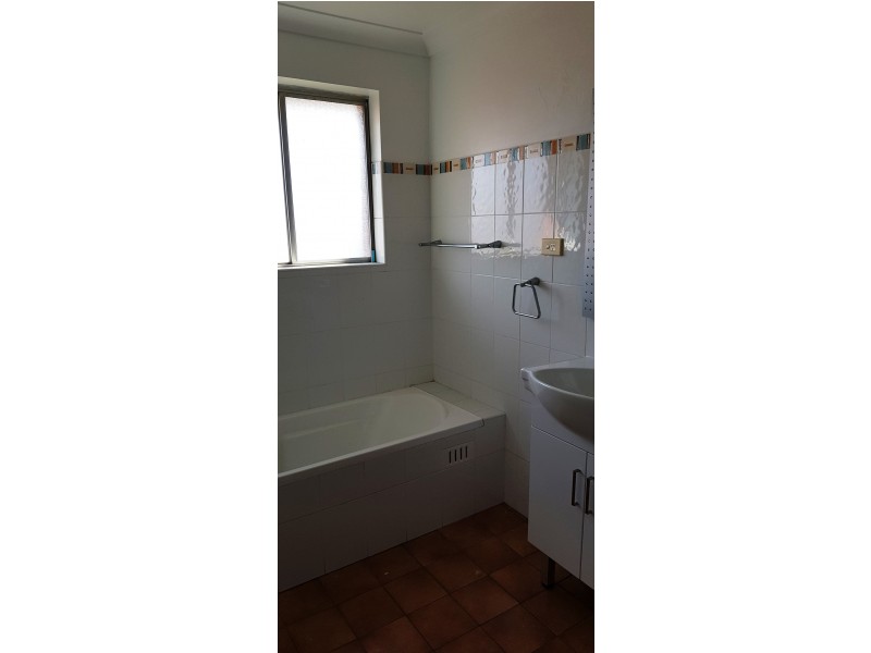 9/3 RIVERSIDE CRESCENT, Marrickville NSW 2204
