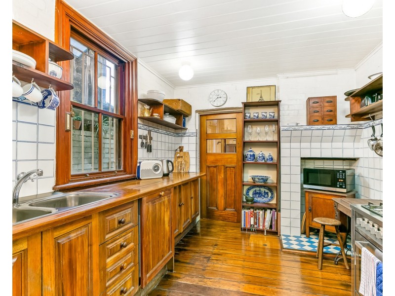 151 Wilson Street, Newtown NSW 2042