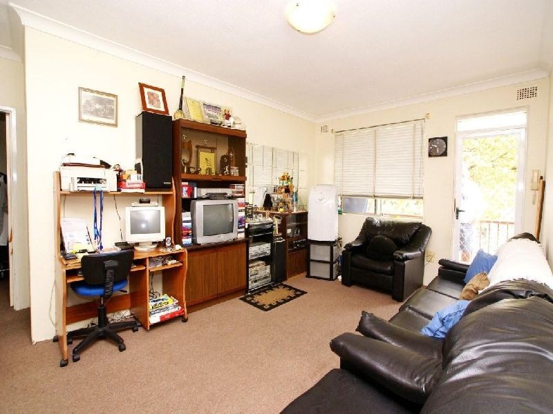 9/14 Northcote Street, Canterbury NSW 2193