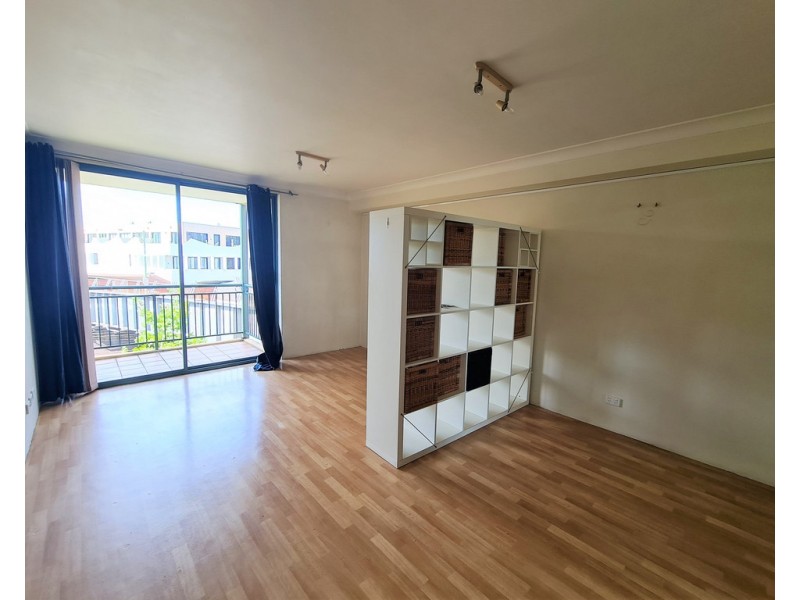 20/1 Linthorpe Street, Newtown NSW 2042