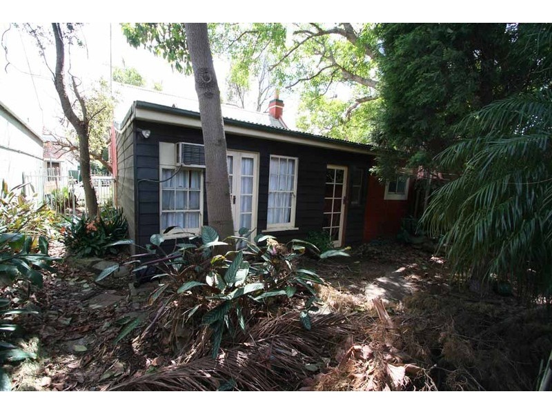 110 Camden Street, Enmore NSW 2042