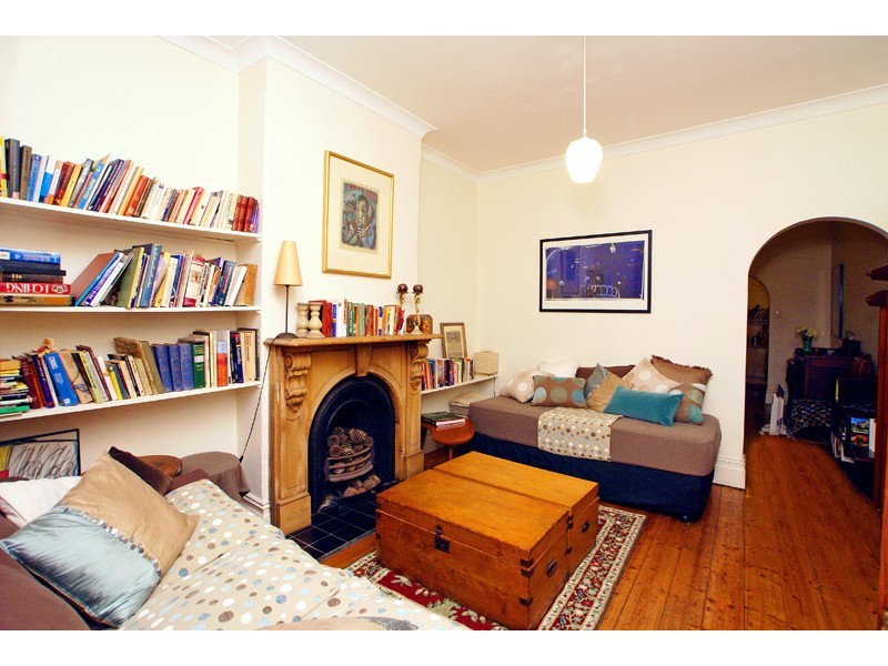 42 Calder Road, Darlington NSW 2008