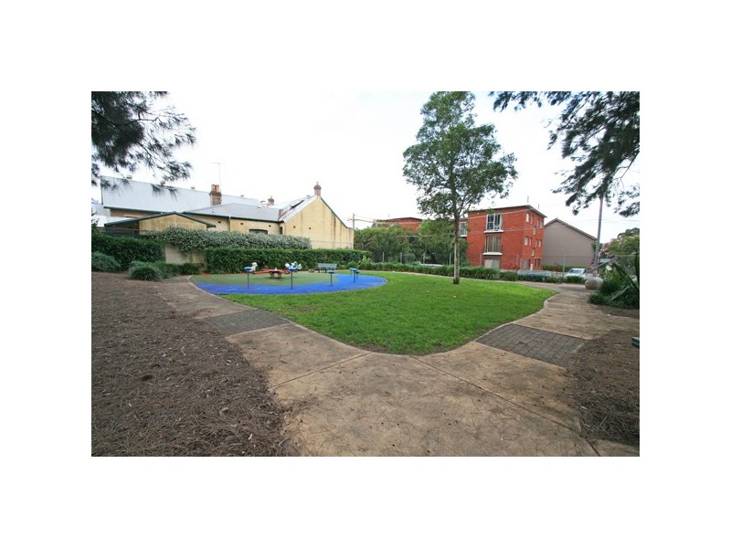 18/140 Lennox Street, Newtown NSW 2042