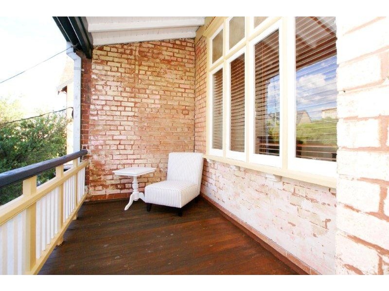 14 Cambridge Street, Enmore NSW 2042