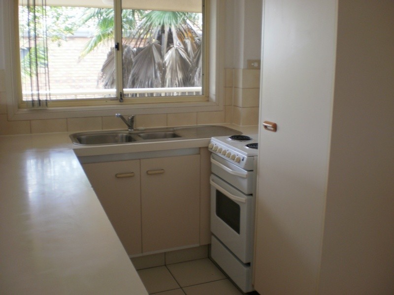 12 Madang Crescent, Runaway Bay QLD 4216