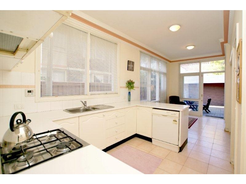 100 Probert, Newtown NSW 2042