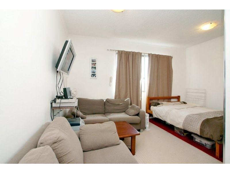 6/22  Kingston Road, Camperdown NSW 2050