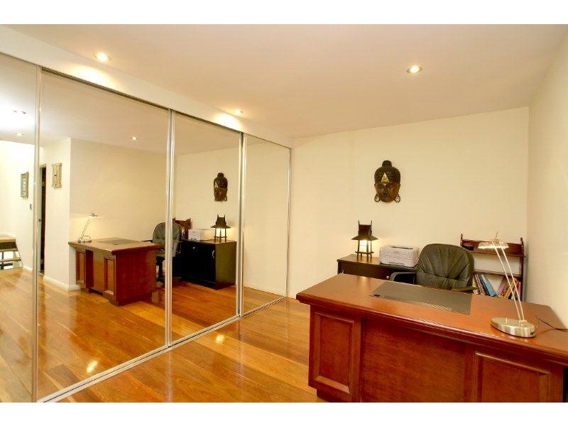 1/32 Gibbens Street, Camperdown NSW 2050