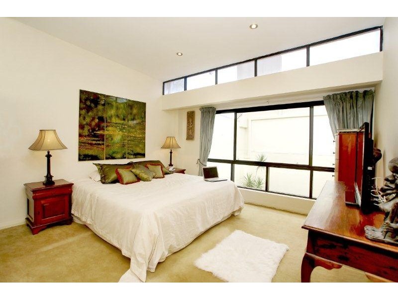 1/32 Gibbens Street, Camperdown NSW 2050