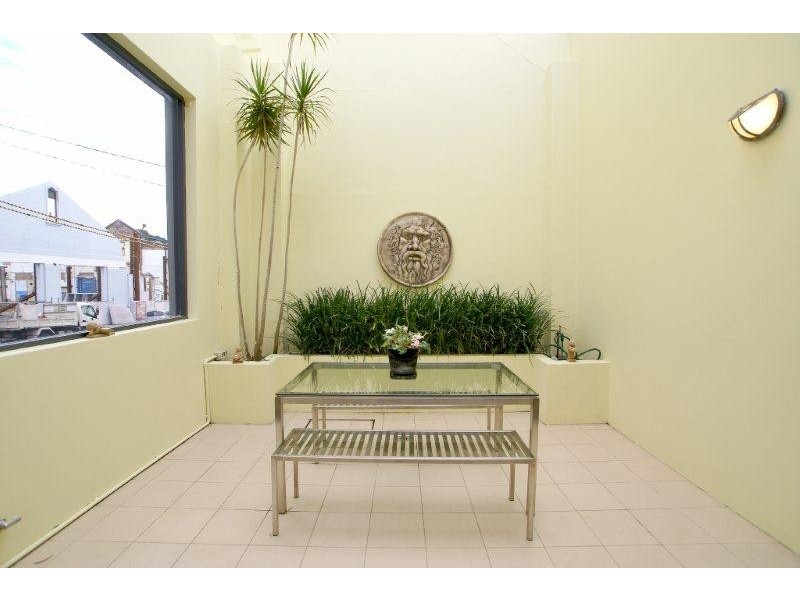 1/32 Gibbens Street, Camperdown NSW 2050