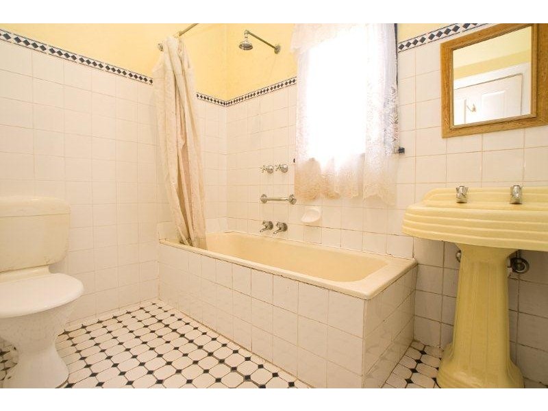 31 School Parade, Marrickville NSW 2204