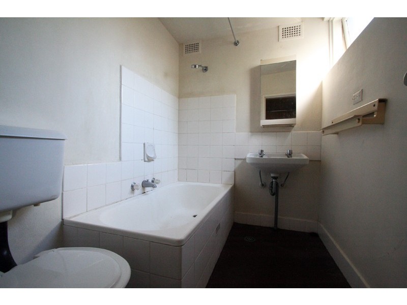 8/60 Brocks Lane, Newtown NSW 2042