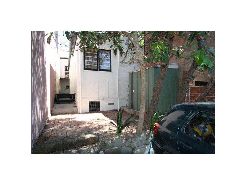 11A Leamington Avenue, Newtown NSW 2042